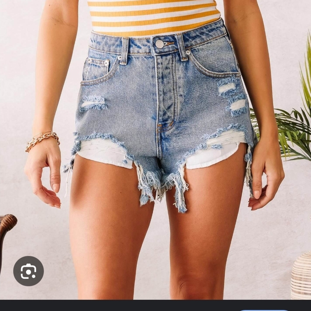 Nwt ! Signature 8 Jean Shorts From Buckle Size Small High Rise